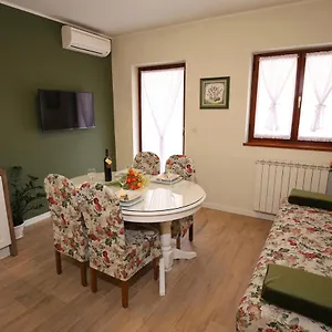  Apartman Paola